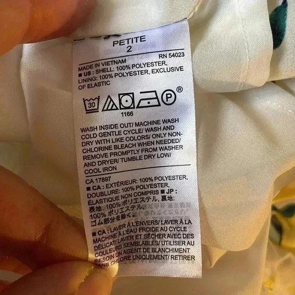 Banana Republic Frill  Fit-and-Flare white lemon print dress sz 2 P - Picture 6 of 6